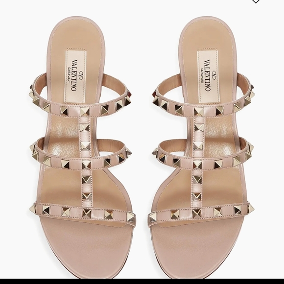 Valentino Garavani Rockstud - Picture 3 of 6